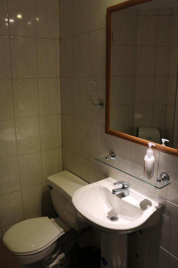 Hostal Ochen بونتا أريناس المظهر الخارجي الصورة