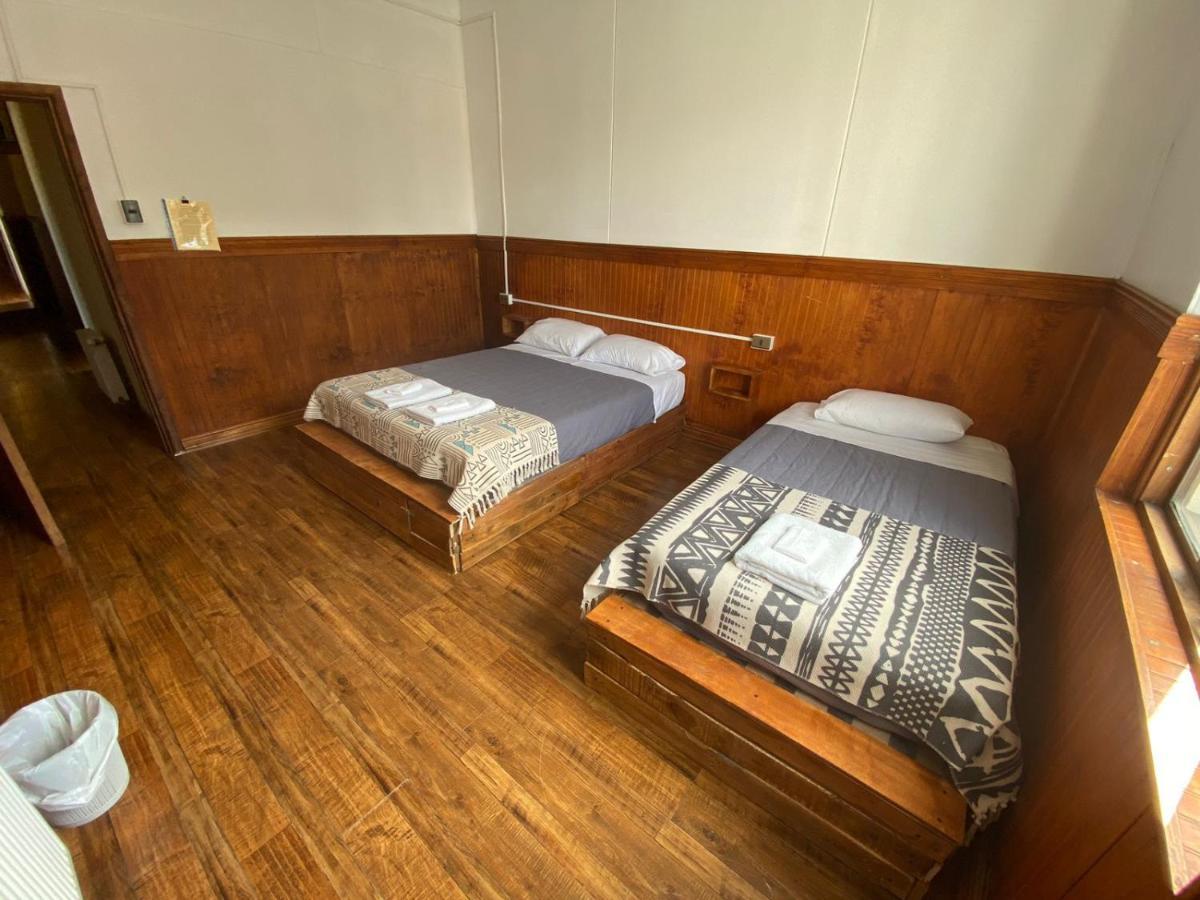 Hostal Ochen بونتا أريناس المظهر الخارجي الصورة