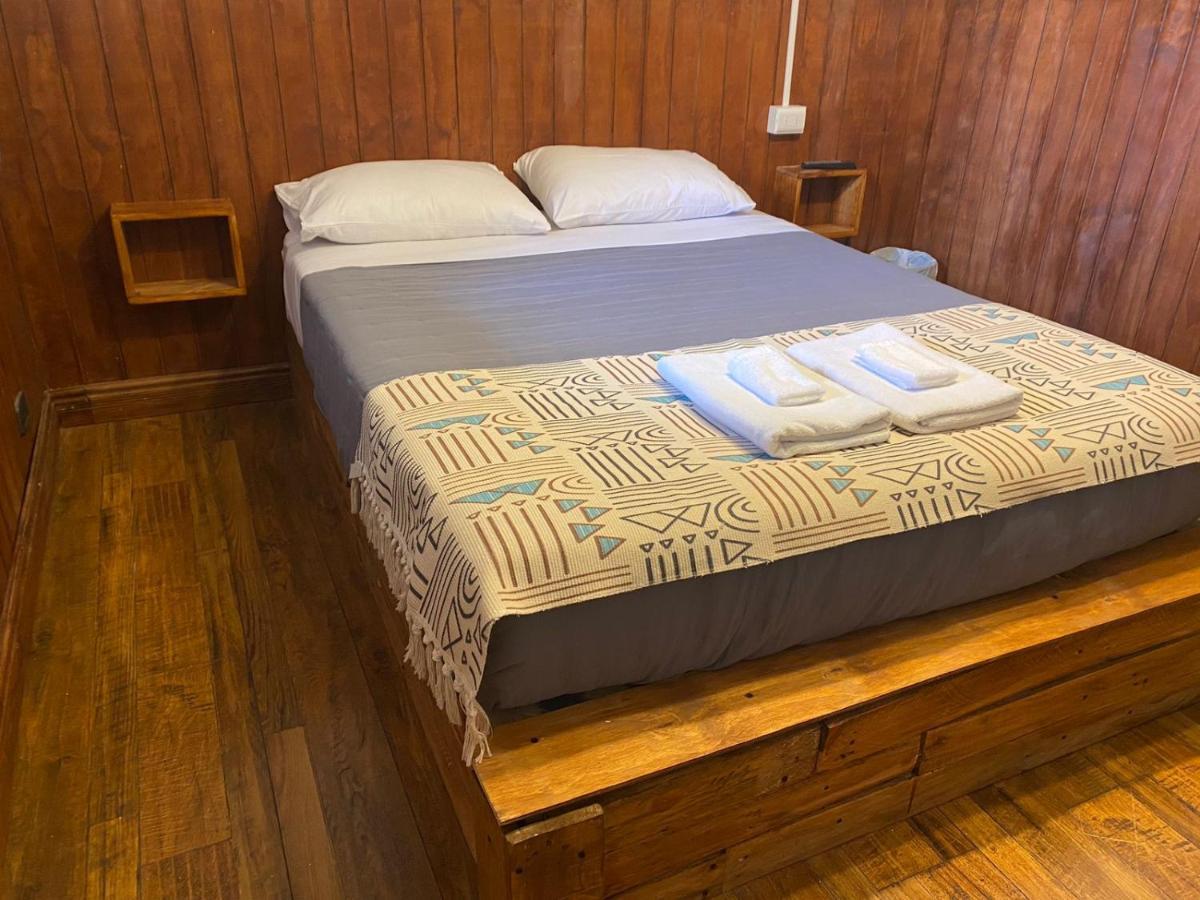 Hostal Ochen بونتا أريناس المظهر الخارجي الصورة